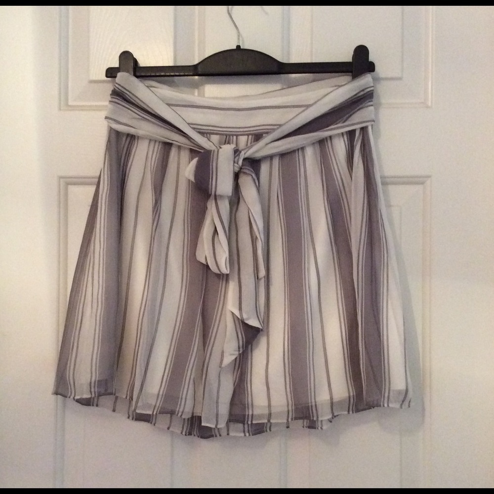 Club Monaco stripped skirt